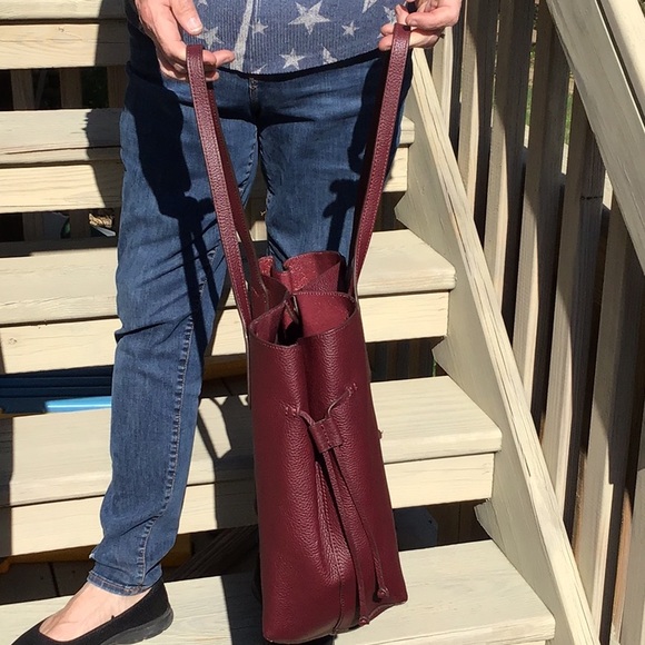 Banana Republic Leather Unstructured Tote Red - Picture 2 of 10